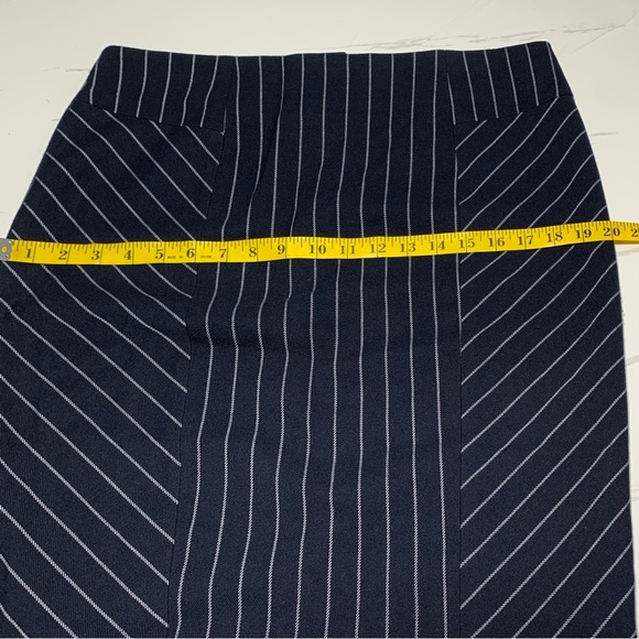 Cleo Navy Blue White Pinstripes Pencil Skirt Size 10 - Picture 8 of 11